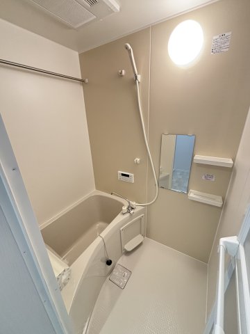 ウィンメゾン薬園台0201号室 日々の疲れを癒すお風呂付です！