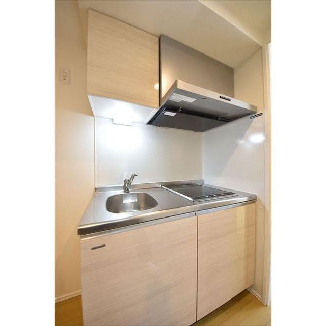 プランドール市川0202号室 内観