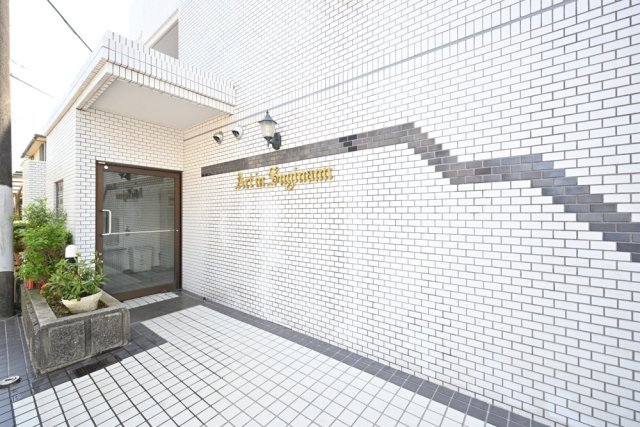 アートイン杉並2階 エントランス