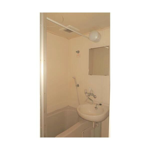 ラヴニール南常盤台303号室 お風呂