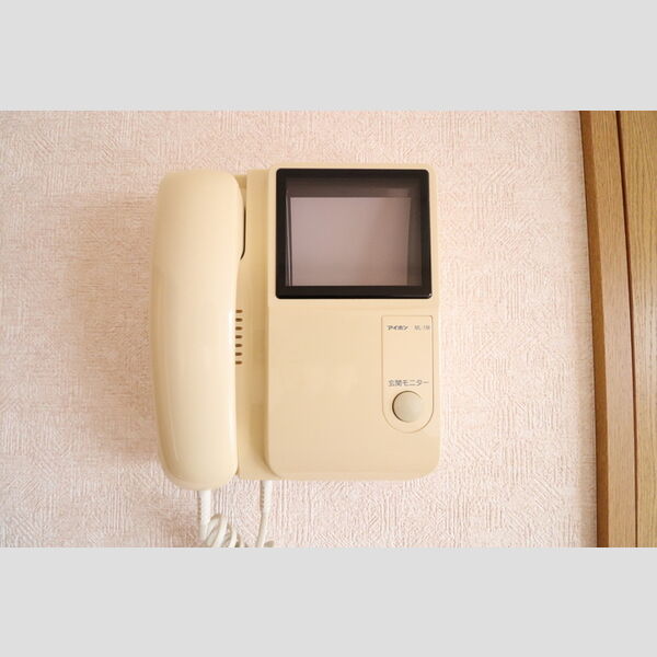 グランディール402号室 402　TVインターホン