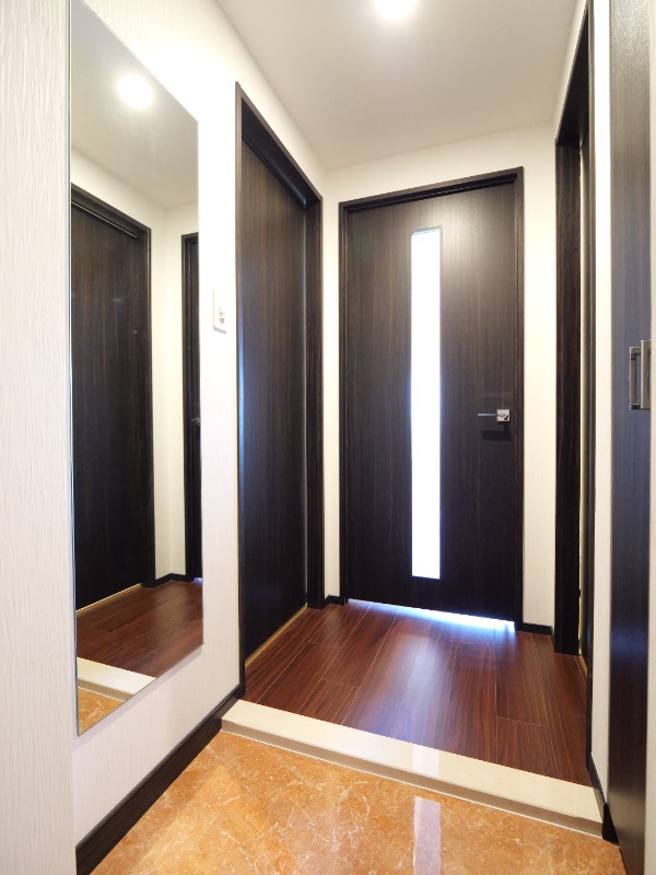 プレジオ西新井9階 玄関