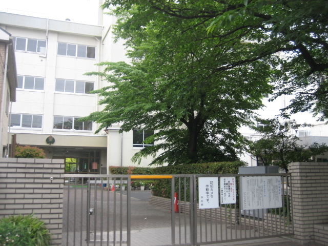 エクセル・カマタ 【小学校】下鎌田東小学校まで160ｍ