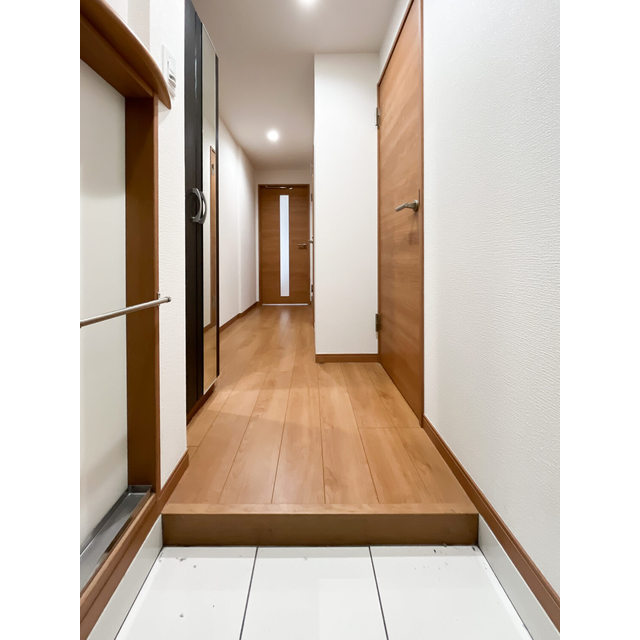 ＧＲＡＮ　ＰＡＳＥＯ舎人0301号室 玄関