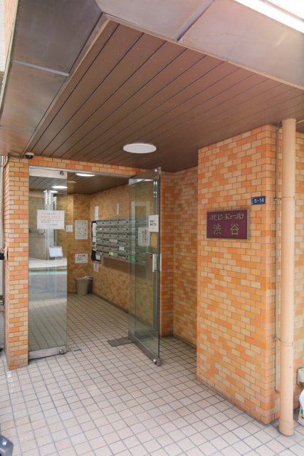 パレ・ドール渋谷2階 エントランス