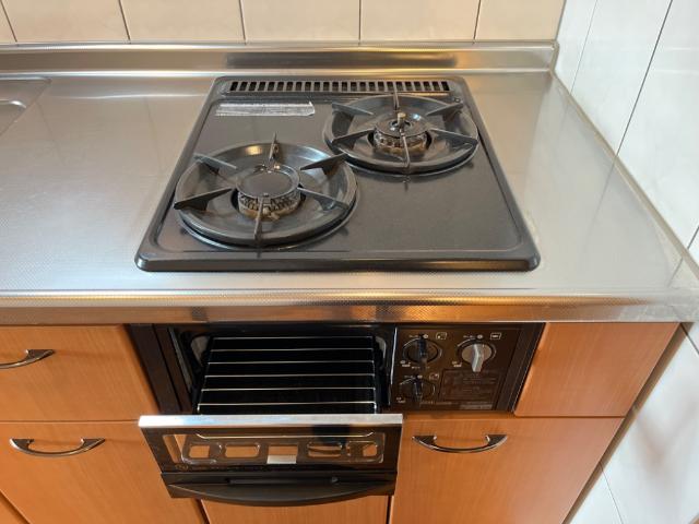 Ｇｒａｎｄｅ　Ｖｉｌｌａ（グランデ　ヴィラ）208号室 ガスコンロ