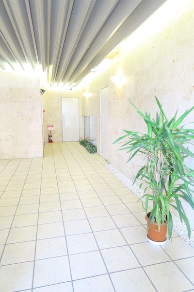 ジェネラスパレスの外観画像