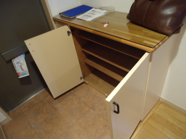 ラ・クラッセ西寺尾0405号室 下駄箱