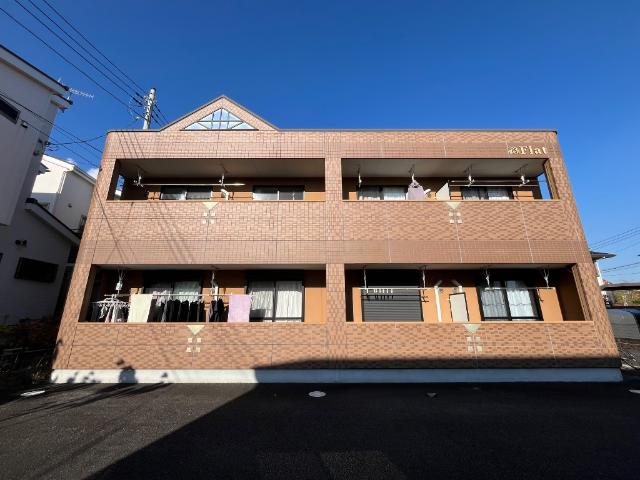 Ｆｌａｔ 外観写真（昼）