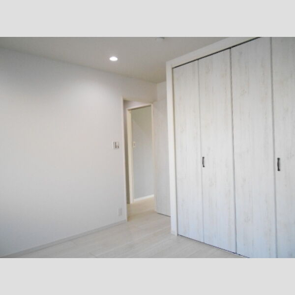 ブルーフォックス202号室 北側洋室