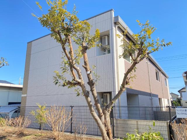 パイン　メルヴェージュ202号室 外観写真（昼）