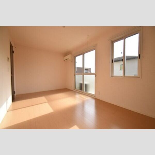 グランドソレイユ106号室 居室