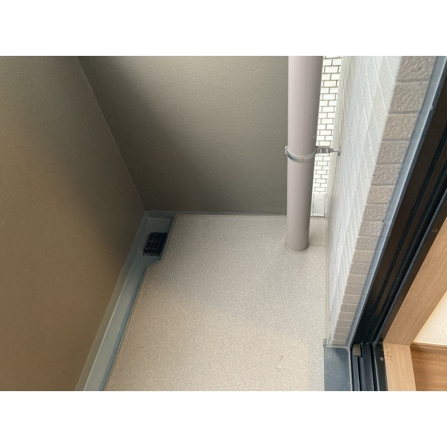 ルーブル中野新橋参番館401号室 バルコニー