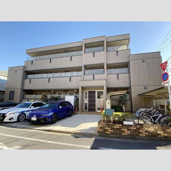 ソレーユ・トレビナの外観画像