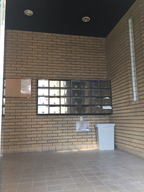 第２レクコーポ舞浜(E-048)2階 エントランス