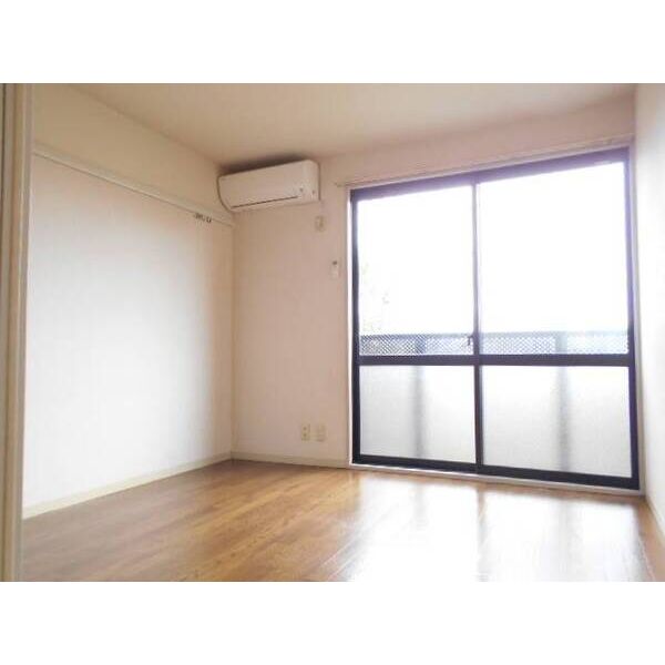 0202号室