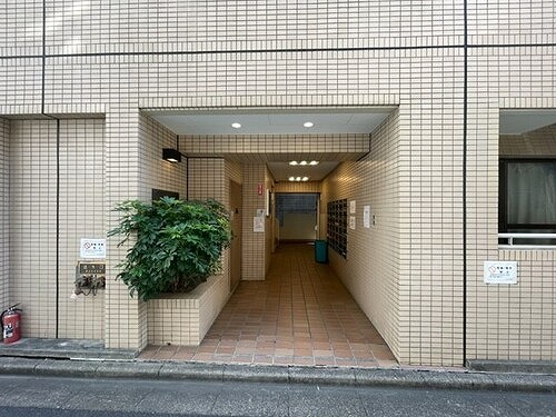 ワコーレアルス日本橋０５０６号室 エントランス