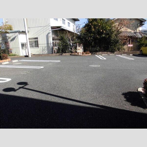 ラビウスコート　A/BA201号室 駐車場