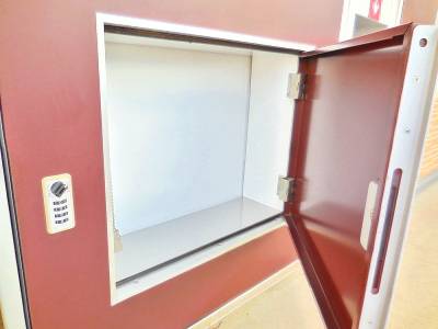 レオパレスＭＫ　Ⅰ106号室 便利な宅配BOXが玄関に付いています◎