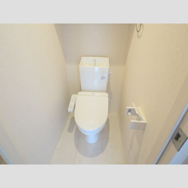 ルミエール106号室 トイレ