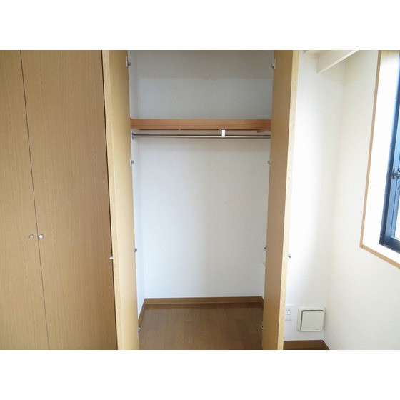 小宮ビル1001号室 クローゼット
