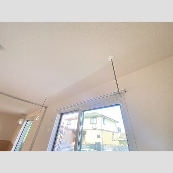 アトリア　Ⅰ101号室 室内物干し