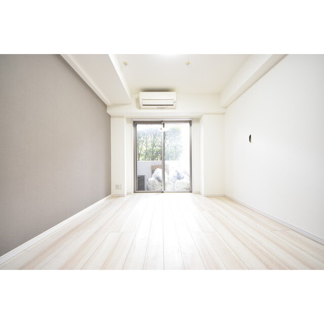 Court Blanche 内観