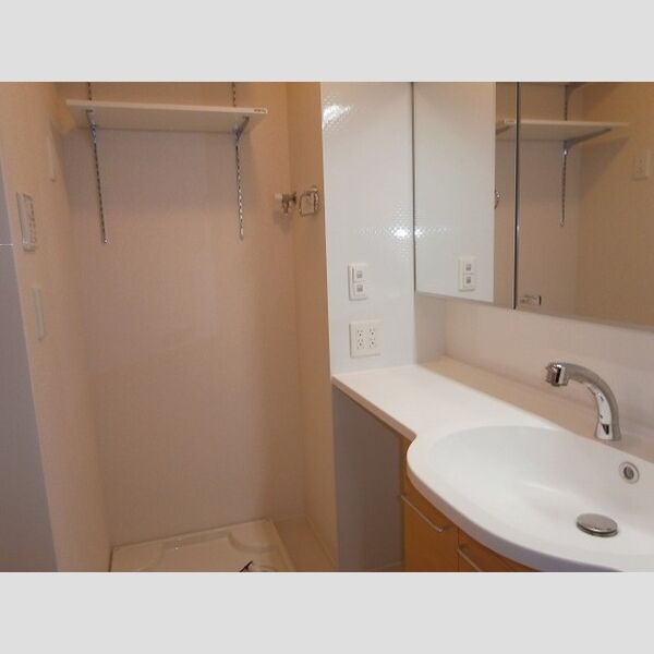 グレイス田町 102　洗面