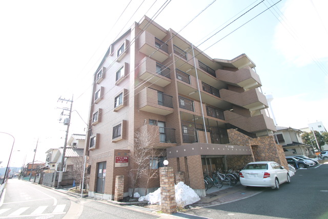 マ・メゾン若草 外観！