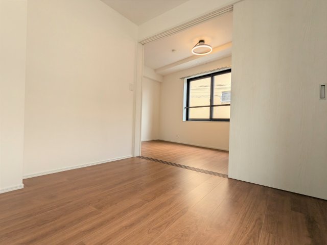 エルファーロ大塚Ⅳ0103号室 リビング