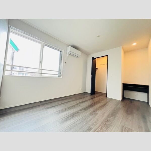 ジェルベーラ105号室 洋室