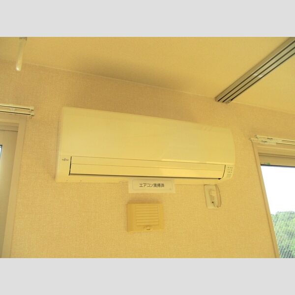 スプリングフォレスト　A305号室 エアコン