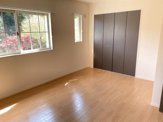 モデルナⅡ 洋室