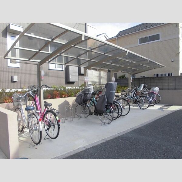 チェリス　フォンテーン　コスモ301号室 駐輪場