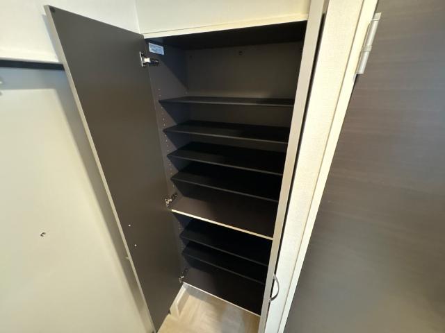 ｓｕｎｓｈｉｎｅ　ｒｅｓｉｄｅｎｃｅ105号室 玄関