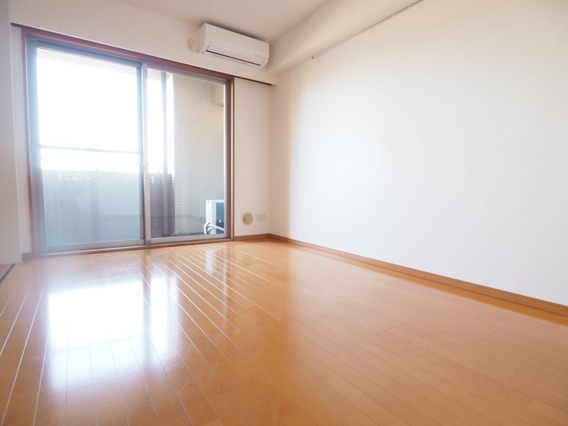 レジディア島津山6階 寝室