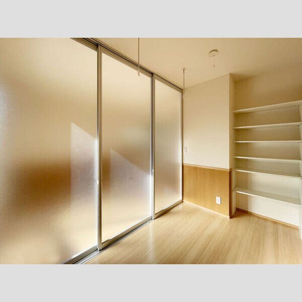 メゾン　カアル 洋室2.3帖