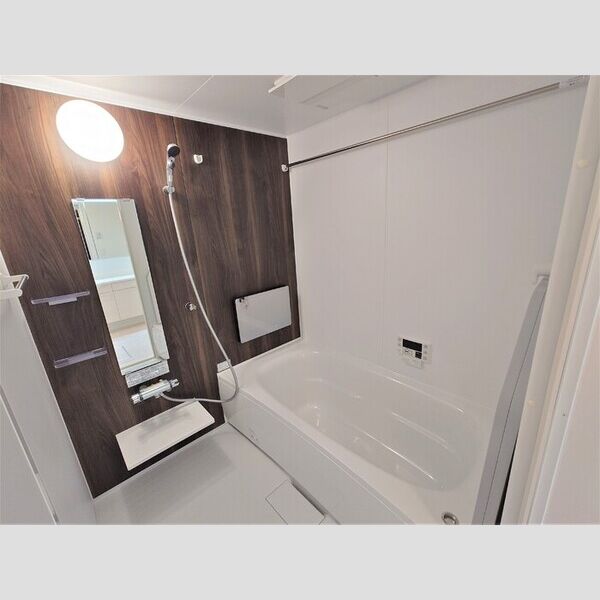 ブラビッシモ101号室 浴室