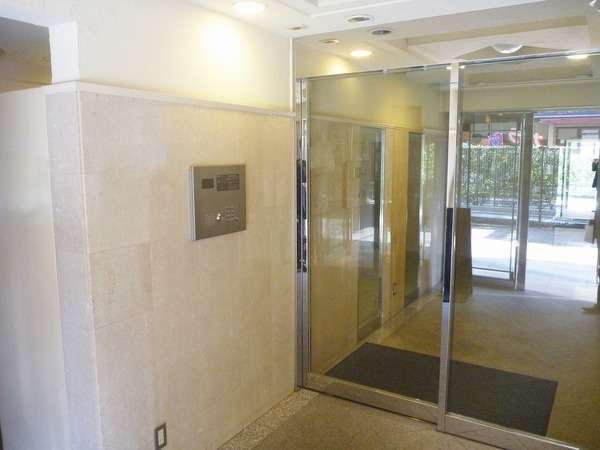 菱和パレス大森302号室 エントランス