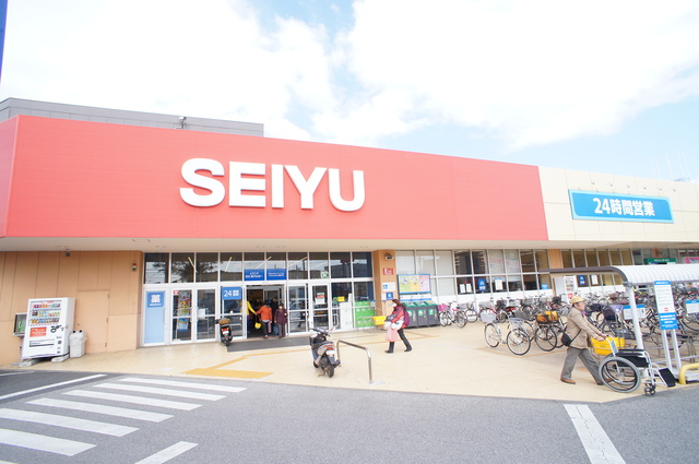 ウィンメゾン薬園台0102号室 【デパート】西友薬円台店まで490ｍ