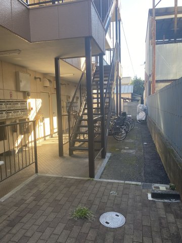 キャッスル滝沢310号室 エントランス