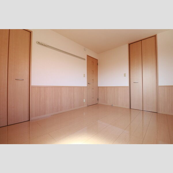 プロイド中央　ABCDEFGH 洋室