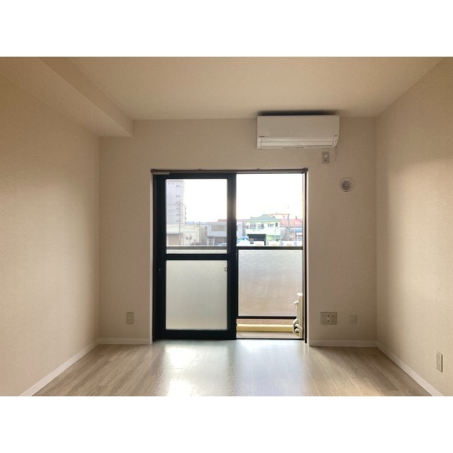 Ｋ.プラージュ 洋室