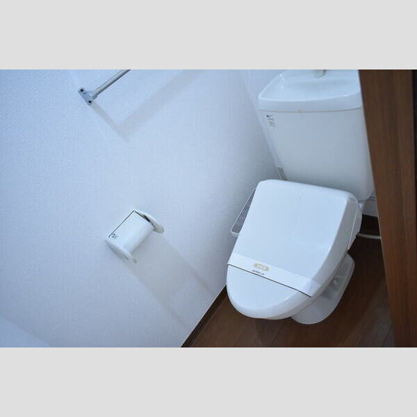 クレセール203号室 温水洗浄暖房便座