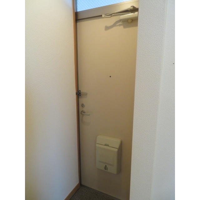 SEAハイツ2階 玄関