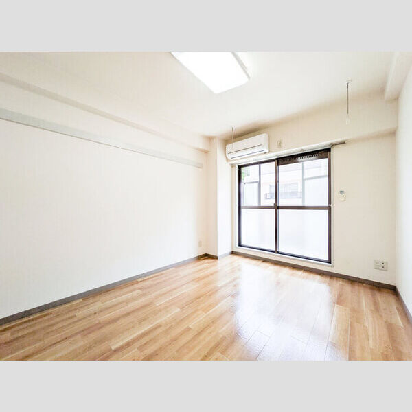 ジュネス西生田306号室 洋室