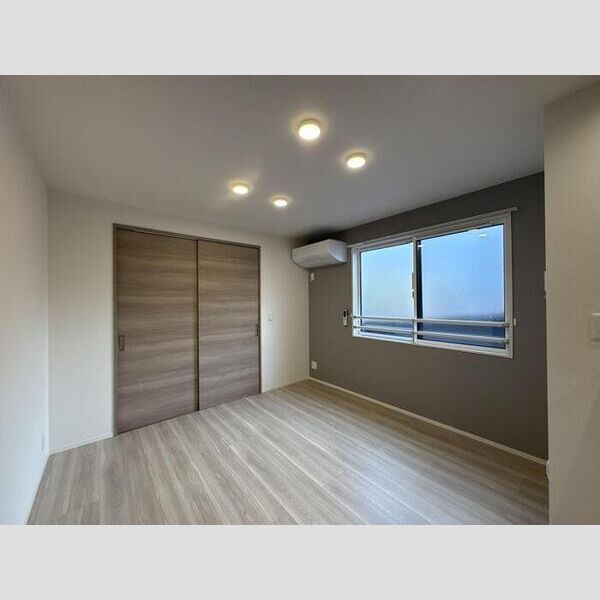 セレスティア大谷田Ⅱ201号室 リビング