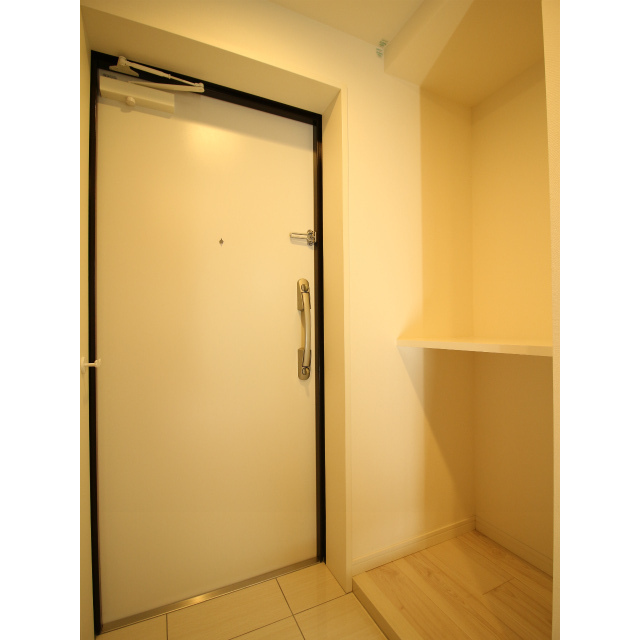 プレール・ドゥーク学芸大学 玄関