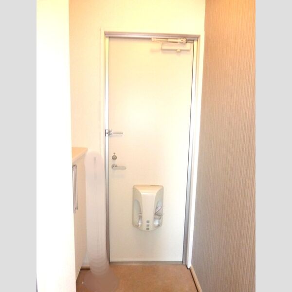 リバーパーク 玄関