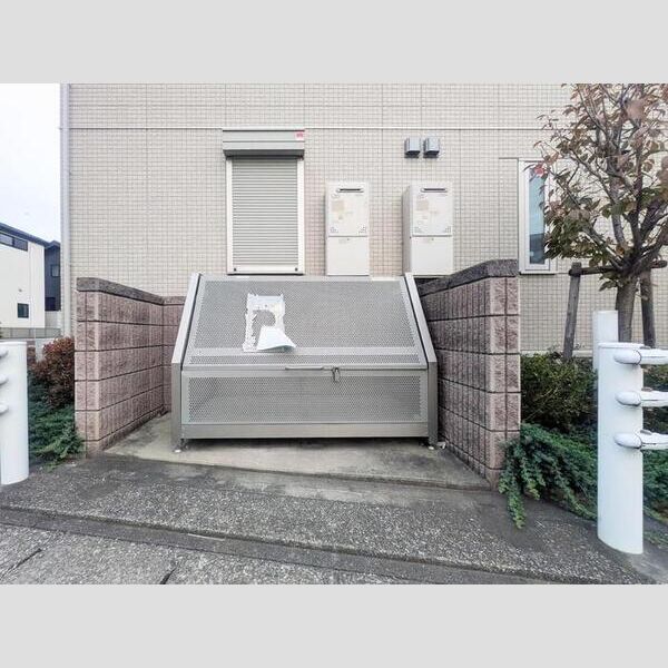 アマーレ　Ⅱ 周辺